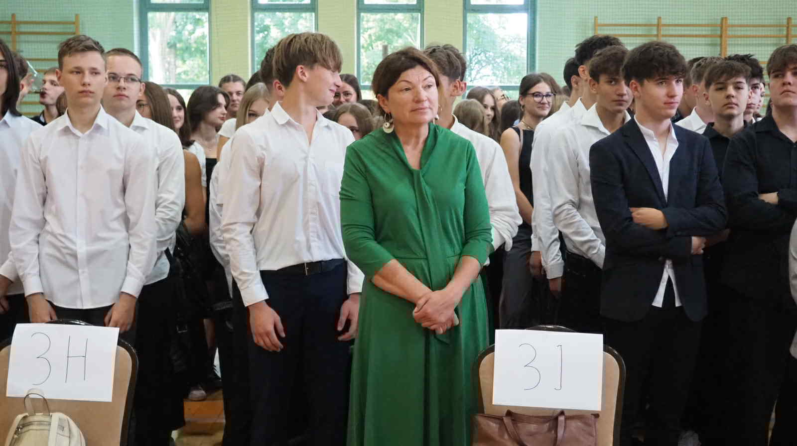 Zdjęcie Rozp roku 2025-2026 (29)ff60edc5-d57e-4182-9462-ce0100b629a5.jpeg w galerii Uroczyste rozpoczęcie roku szkolnego 2025/2026